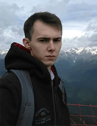 Шустов Денис Александрович